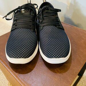 Under Armour 24/7 Casual Sneak's, Black, Men's 9 1/2